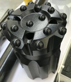 承認されるハード ロックISOのためのT45 89mm Retracボタン ビット石の鋭い用具