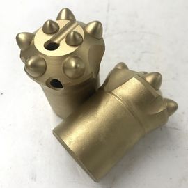 洗い流すラインが付いている三菱のための円錐石ドリル ボタン ビット38mm先を細くされた石の穴あけ工具