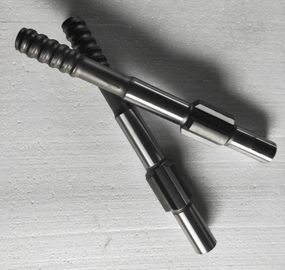 黒い色のドリルのチャックのアダプターPD200 T38の長さ380/484mm 45mmの直径