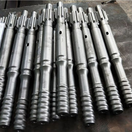 690mmの長さのドリルのすねのアダプターはT38 T45の優秀な耐久性に通します