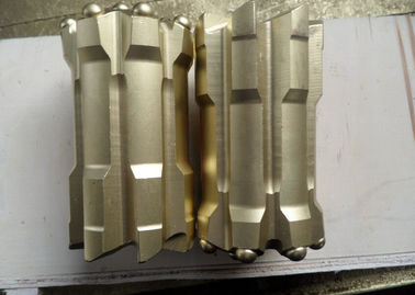 低下の中心の引き込み式の穴あけ工具 Dia. 82 - 127mm が付いている T51 球形ボタン