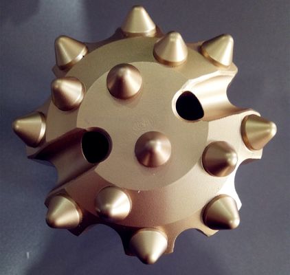 R32 R38の/トンネルを掘るのための引き込み式の穴あけ工具の直径45 - 89mm漂うこと