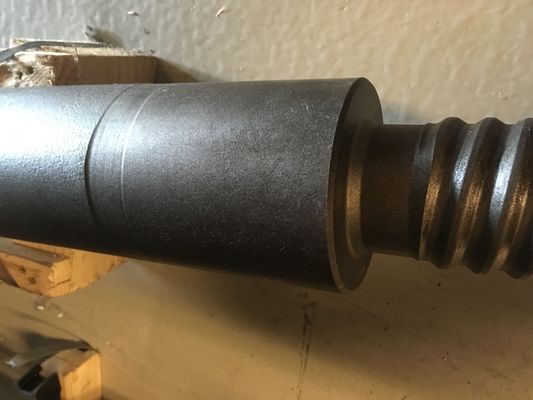 石および鉱山のドリルの機械類の76/87mmの直径のためのST58 ST68によって通されるドリル棒