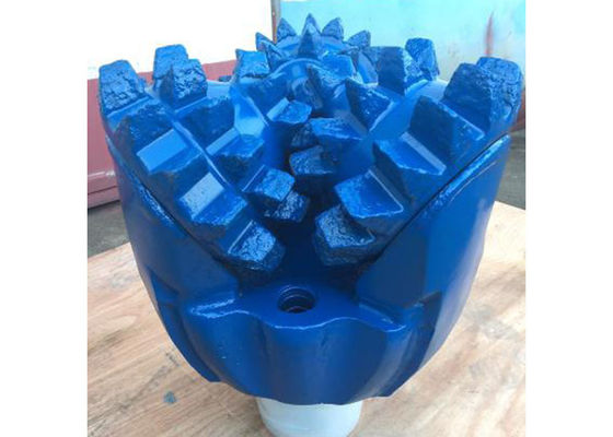 17-1/2」Tricone削岩用ビット、IADCコード135の中型の柔らかい形成への柔らかさのための鋼鉄歯の削岩用ビット