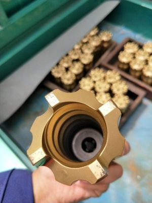 高速石の磁気引き込み式の穴あけ工具金色34-115mm Dia