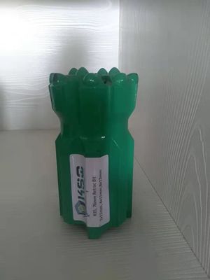 4つの洗い流す穴の引き込み式の穴あけ工具の炭化タングステンの穴あけ工具27 - 178mmの直径