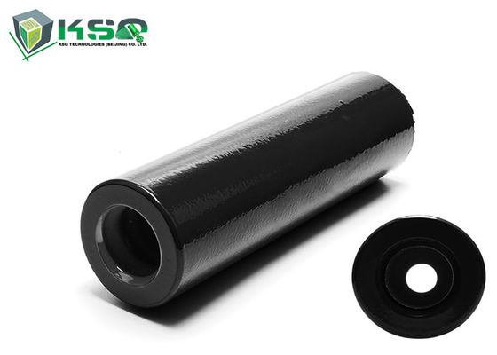 上のハンマー・ドリルは190mmの長さのR32-T38によって通されるロッド止め金具の袖に用具を使います