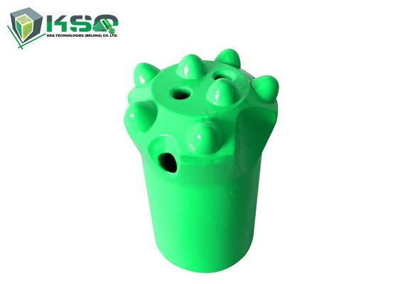 ハード ロックは先を細くされたボタンの穴あけ工具を採鉱するための炭化タングステンに用具を使う